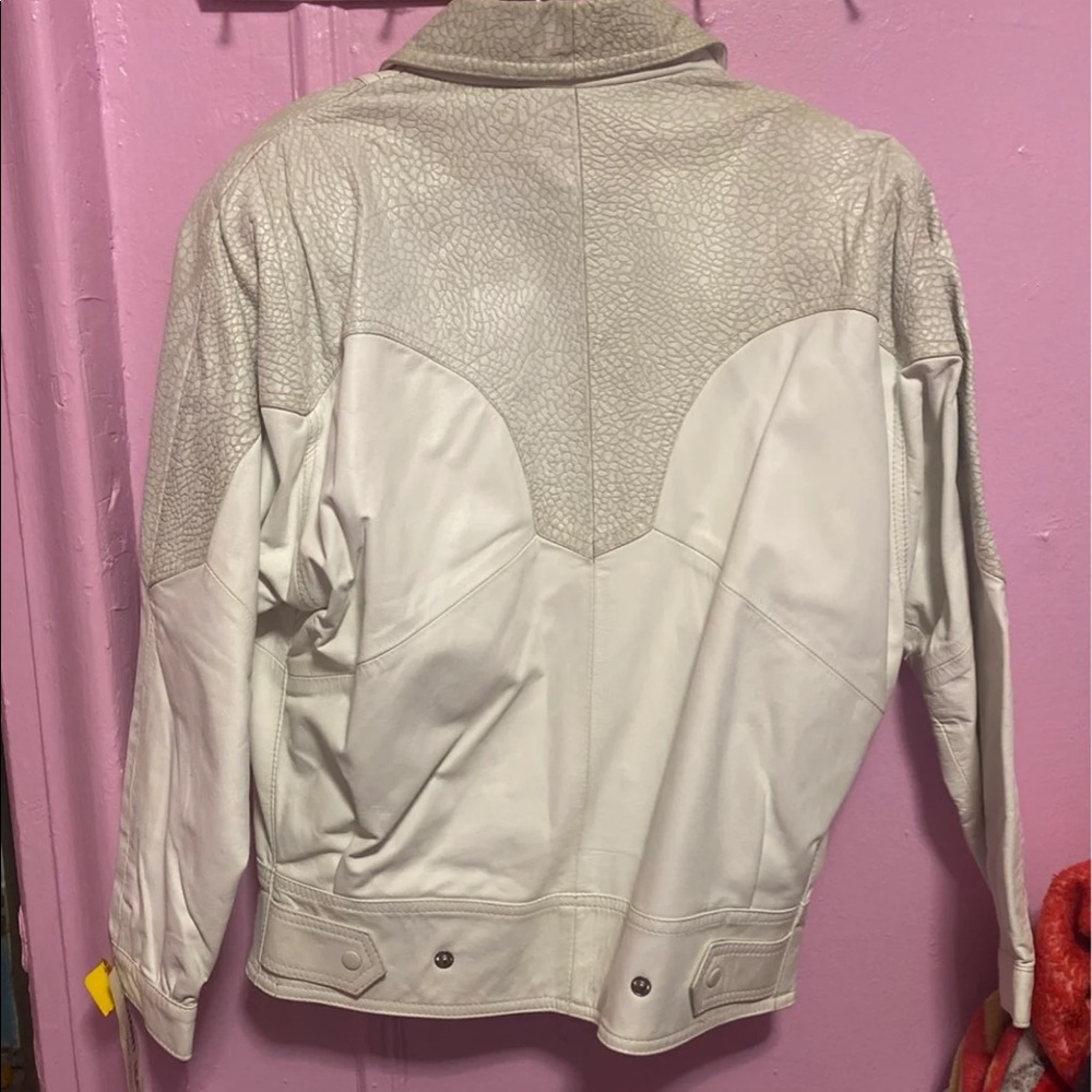 Bomber Jacket ✨ - Picture 2 of 3